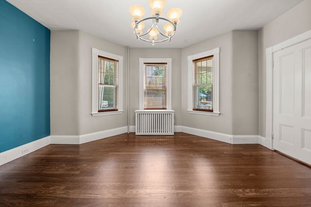74 Trull St B, Somerville, MA 02145
