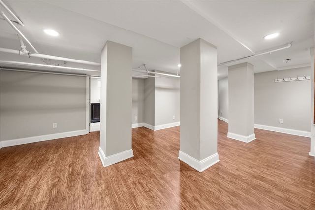 74 Trull St B, Somerville, MA 02145