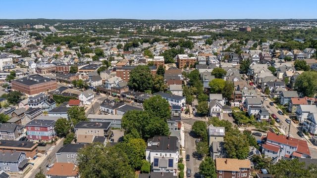 74 Trull St B, Somerville, MA 02145