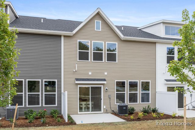 2839 W Highgate Street 29, Kentwood, MI 49512