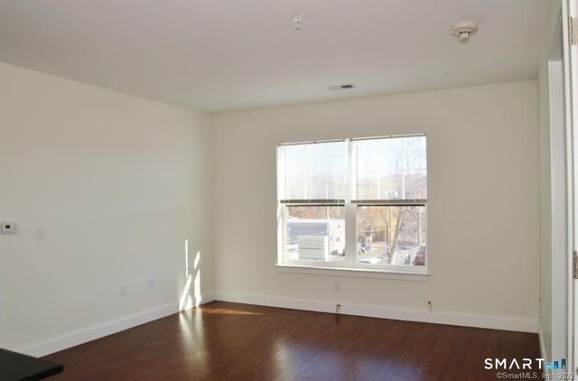 947 Hope Street 203, Stamford, CT 06907