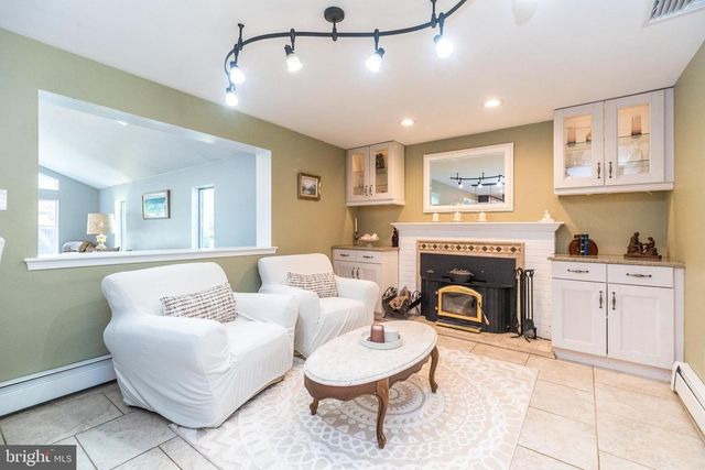 117 HEARTWOOD DR, Lansdale, PA 19446