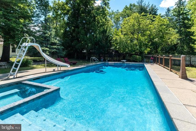 117 HEARTWOOD DR, Lansdale, PA 19446