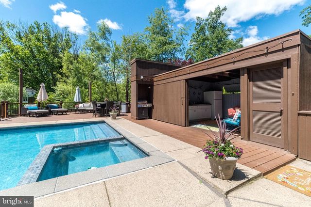 117 HEARTWOOD DR, Lansdale, PA 19446