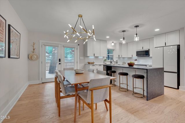 1109 Seabrook Avenue, Cary, NC 27511