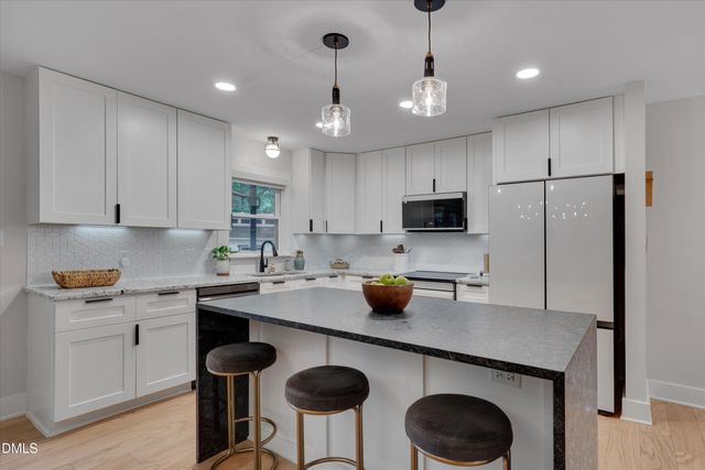 1109 Seabrook Avenue, Cary, NC 27511