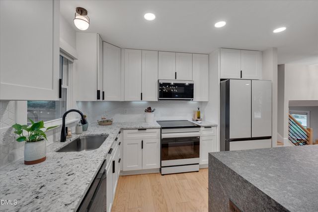 1109 Seabrook Avenue, Cary, NC 27511