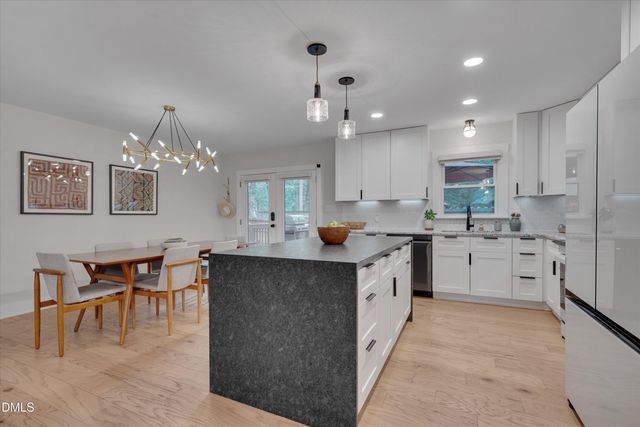 1109 Seabrook Avenue, Cary, NC 27511