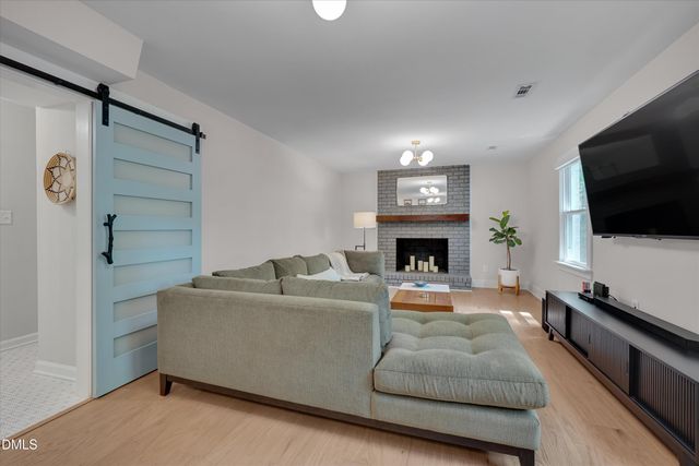 1109 Seabrook Avenue, Cary, NC 27511