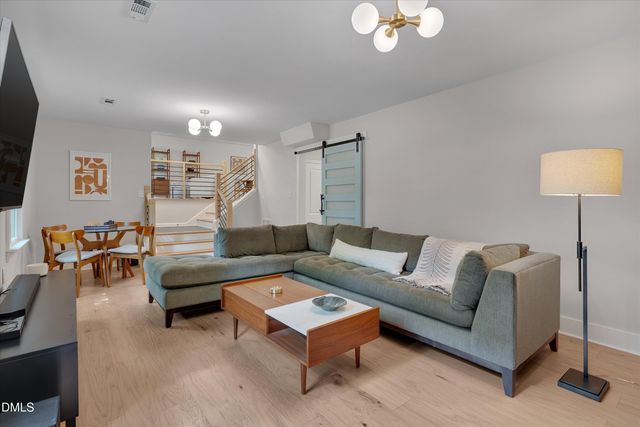 1109 Seabrook Avenue, Cary, NC 27511