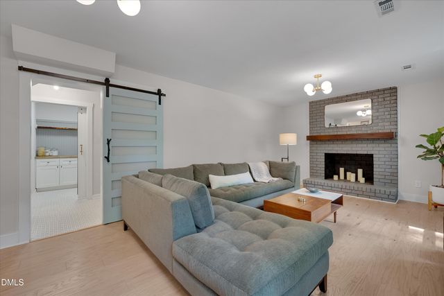 1109 Seabrook Avenue, Cary, NC 27511
