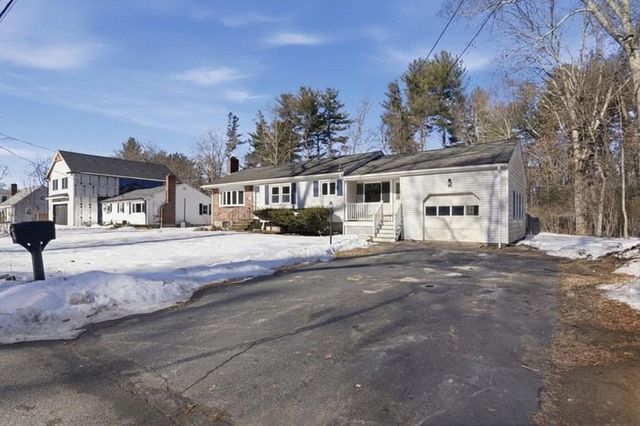 14 Manning Street, Wilmington, MA 01887