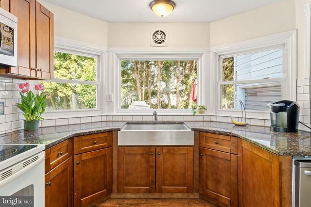 103 N HIGHLAND AVE, Bala Cynwyd, PA 19004