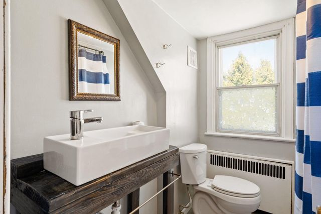 103 N HIGHLAND AVE, Bala Cynwyd, PA 19004