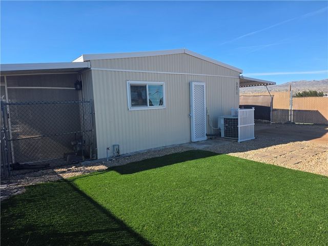 2271 W Riverview Circle, Bullhead City, AZ 86442