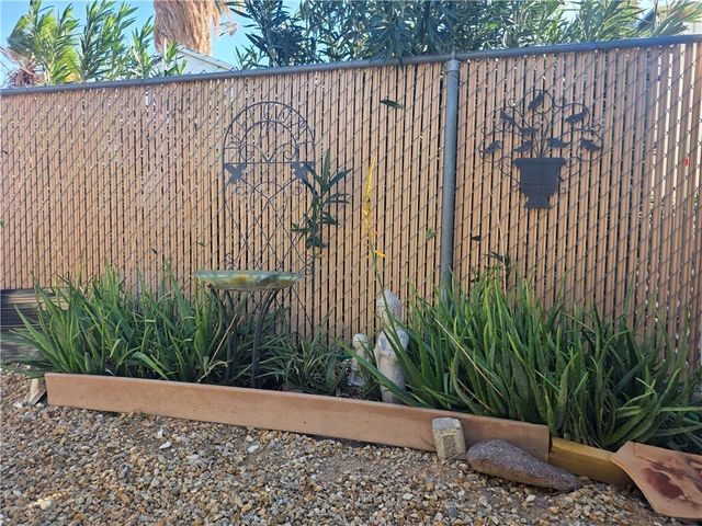 2271 W Riverview Circle, Bullhead City, AZ 86442