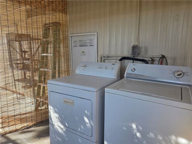 2271 W Riverview Circle, Bullhead City, AZ 86442