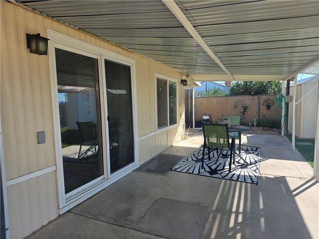 2271 W Riverview Circle, Bullhead City, AZ 86442
