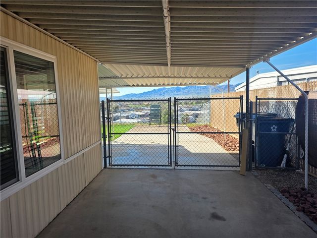 2271 W Riverview Circle, Bullhead City, AZ 86442