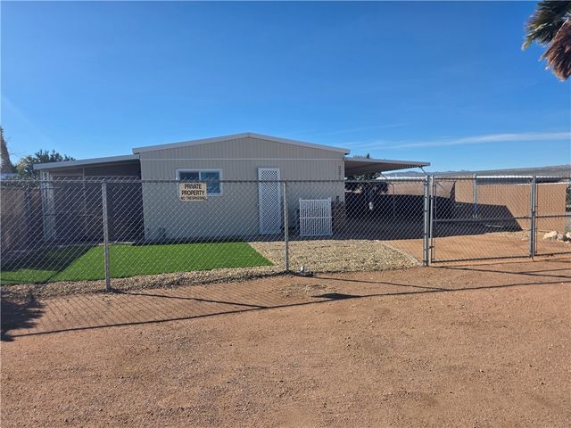 2271 W Riverview Circle, Bullhead City, AZ 86442