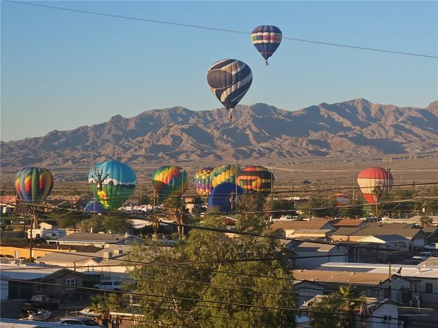 2271 W Riverview Circle, Bullhead City, AZ 86442