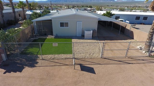 2271 W Riverview Circle, Bullhead City, AZ 86442