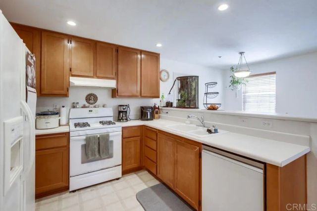 14676 Via Fiesta 5, San Diego, CA 92127