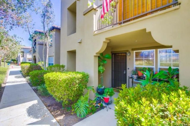 14676 Via Fiesta 5, San Diego, CA 92127