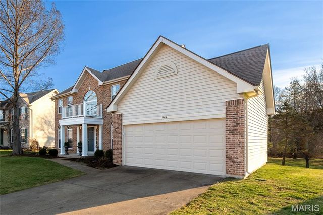 944 Emerald Oaks Court, Eureka, MO 63025