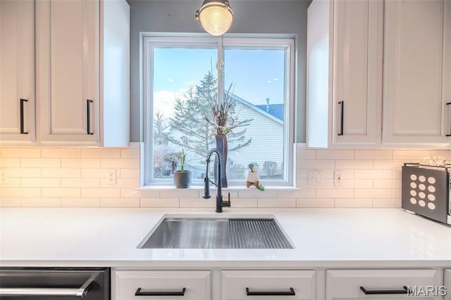 944 Emerald Oaks Court, Eureka, MO 63025