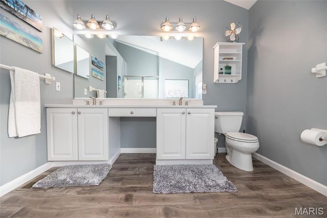 944 Emerald Oaks Court, Eureka, MO 63025