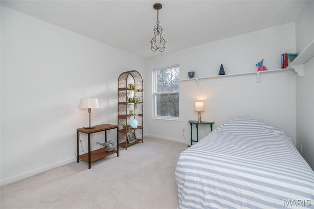 944 Emerald Oaks Court, Eureka, MO 63025