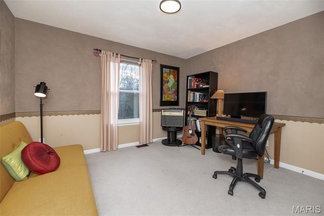 944 Emerald Oaks Court, Eureka, MO 63025