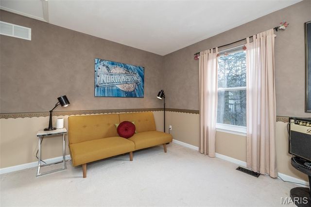 944 Emerald Oaks Court, Eureka, MO 63025