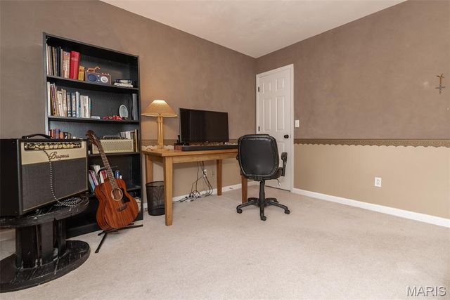 944 Emerald Oaks Court, Eureka, MO 63025