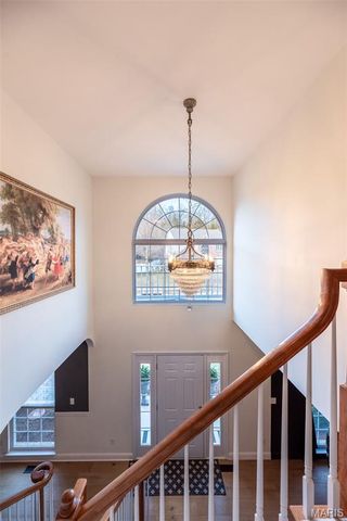 944 Emerald Oaks Court, Eureka, MO 63025