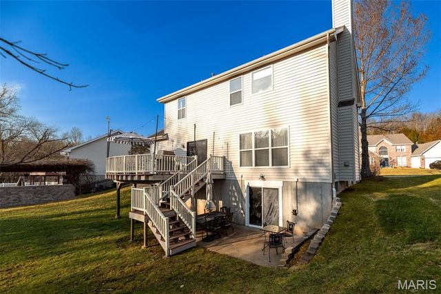 944 Emerald Oaks Court, Eureka, MO 63025