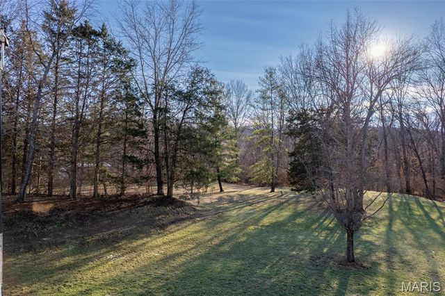 944 Emerald Oaks Court, Eureka, MO 63025