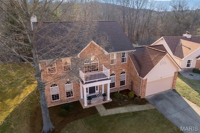 944 Emerald Oaks Court, Eureka, MO 63025