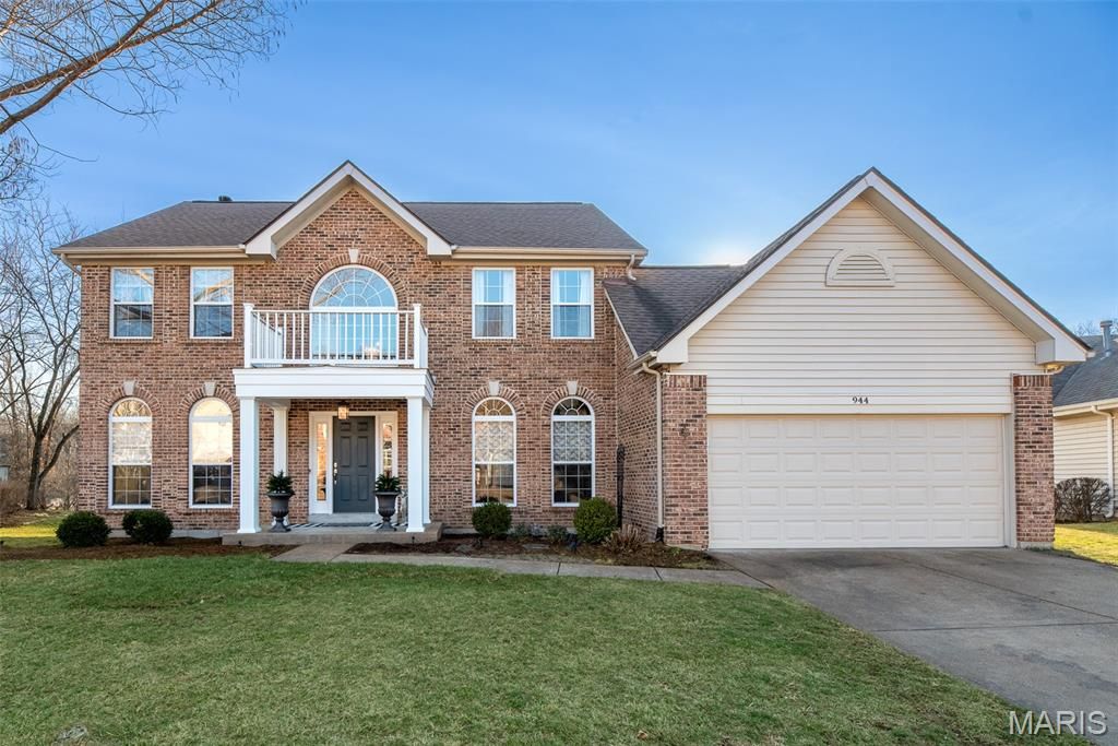 944 Emerald Oaks Court, Eureka, MO 63025