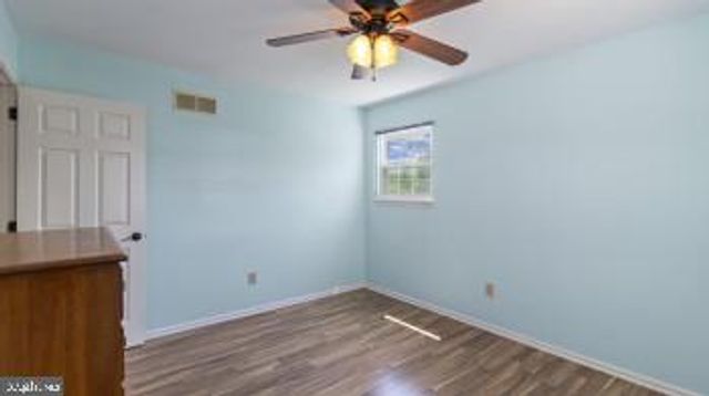 2 RENAI CT, Newark, DE 19702