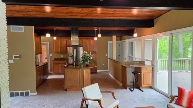 32619 Greenland Court, Livonia, MI 48154