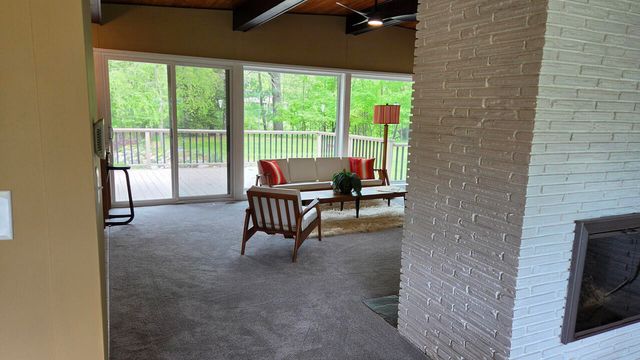 32619 Greenland Court, Livonia, MI 48154