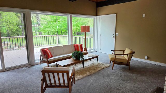 32619 Greenland Court, Livonia, MI 48154