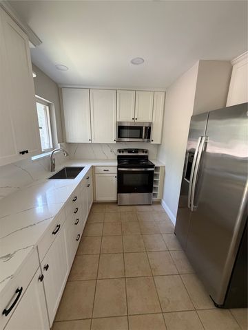 2579 Springvale Drive, Farmers Branch, TX 75234