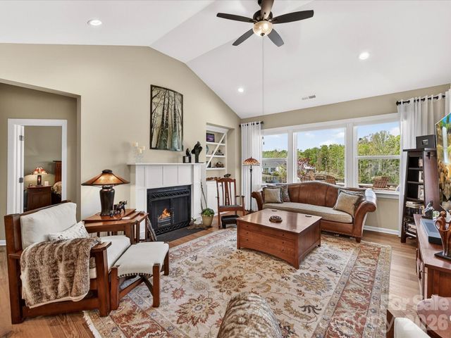 1154 Overlake Drive, Belmont, NC 28012