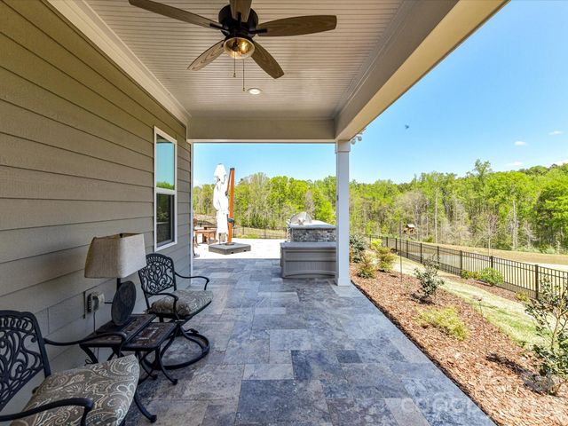 1154 Overlake Drive, Belmont, NC 28012