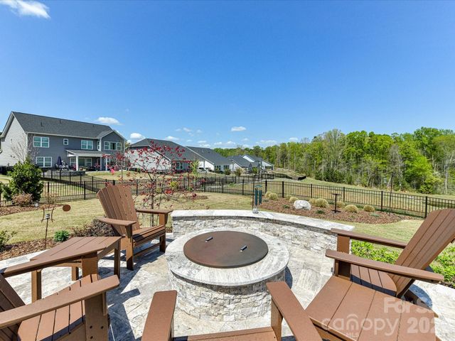 1154 Overlake Drive, Belmont, NC 28012