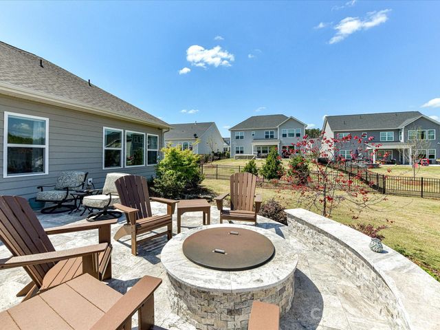 1154 Overlake Drive, Belmont, NC 28012