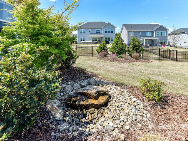 1154 Overlake Drive, Belmont, NC 28012